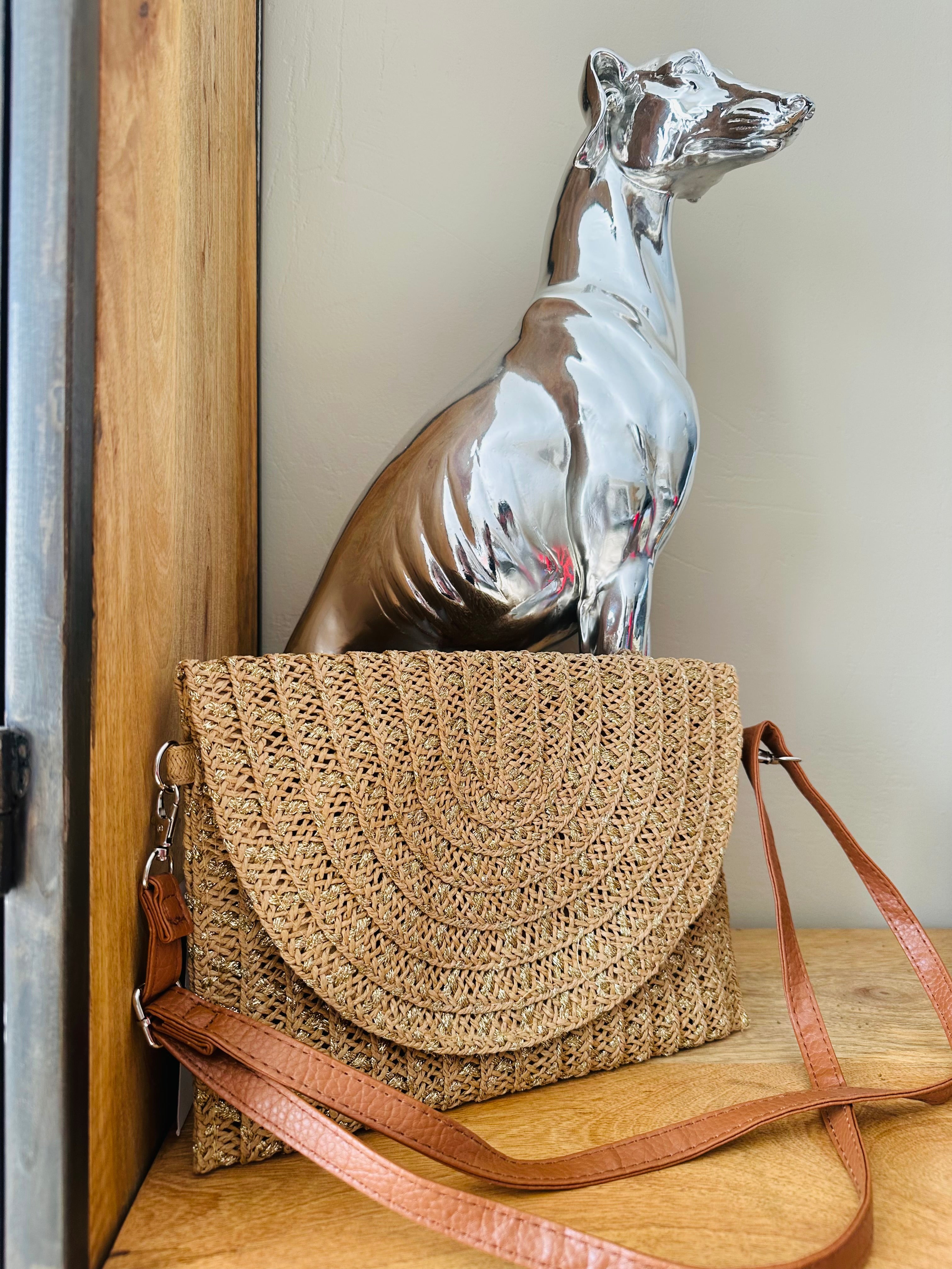Sac bandoulière bohème chic en paille tressée