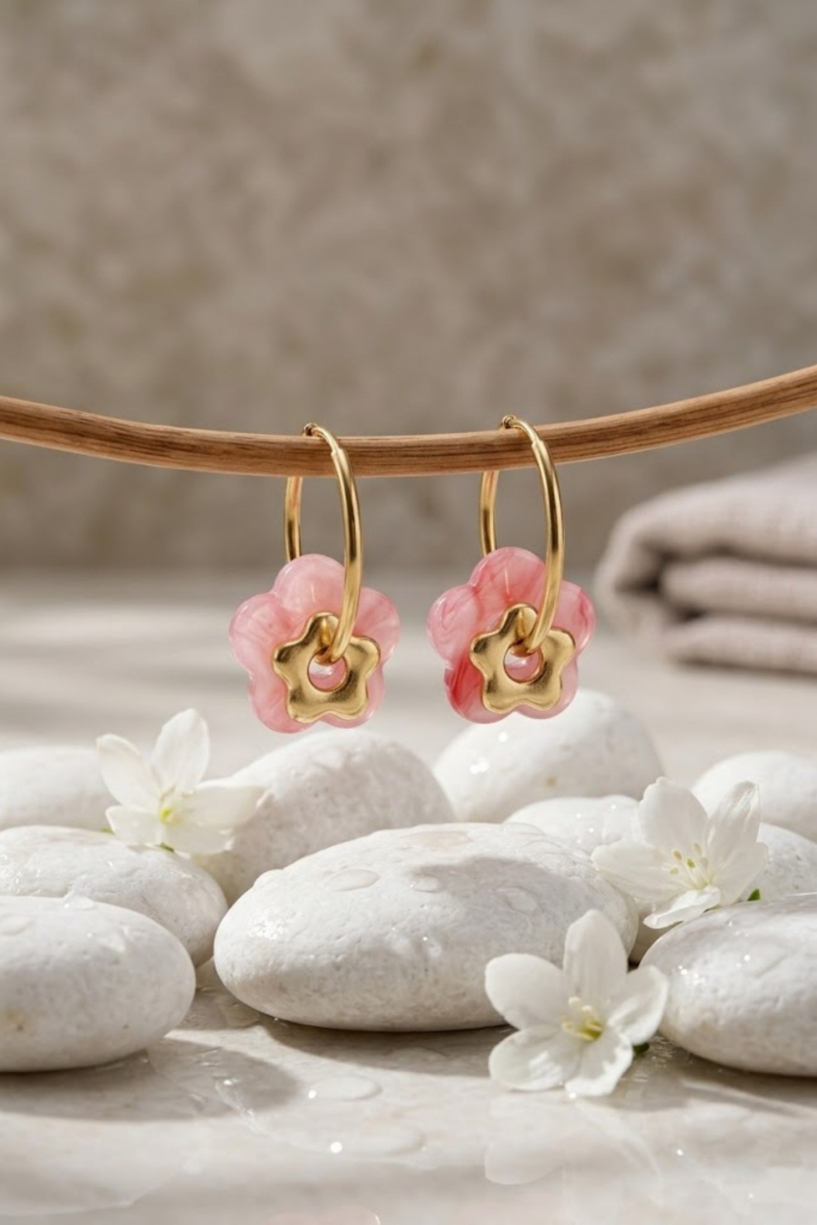 Boucles d’oreilles fleur créole rose bohème girly