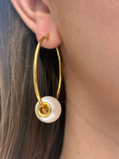 Boucles d’oreilles créoles en acier inoxydable doré & perle nacrée